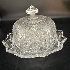 LE Smith Moon & Stars Cheese/Butter Dish beautiful!!